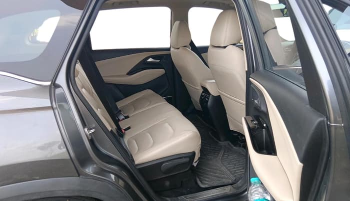 2024 MG HECTOR SHARP PRO 2.0 TURBO DIESEL, Diesel, Manual, 1,36,893 km, interior