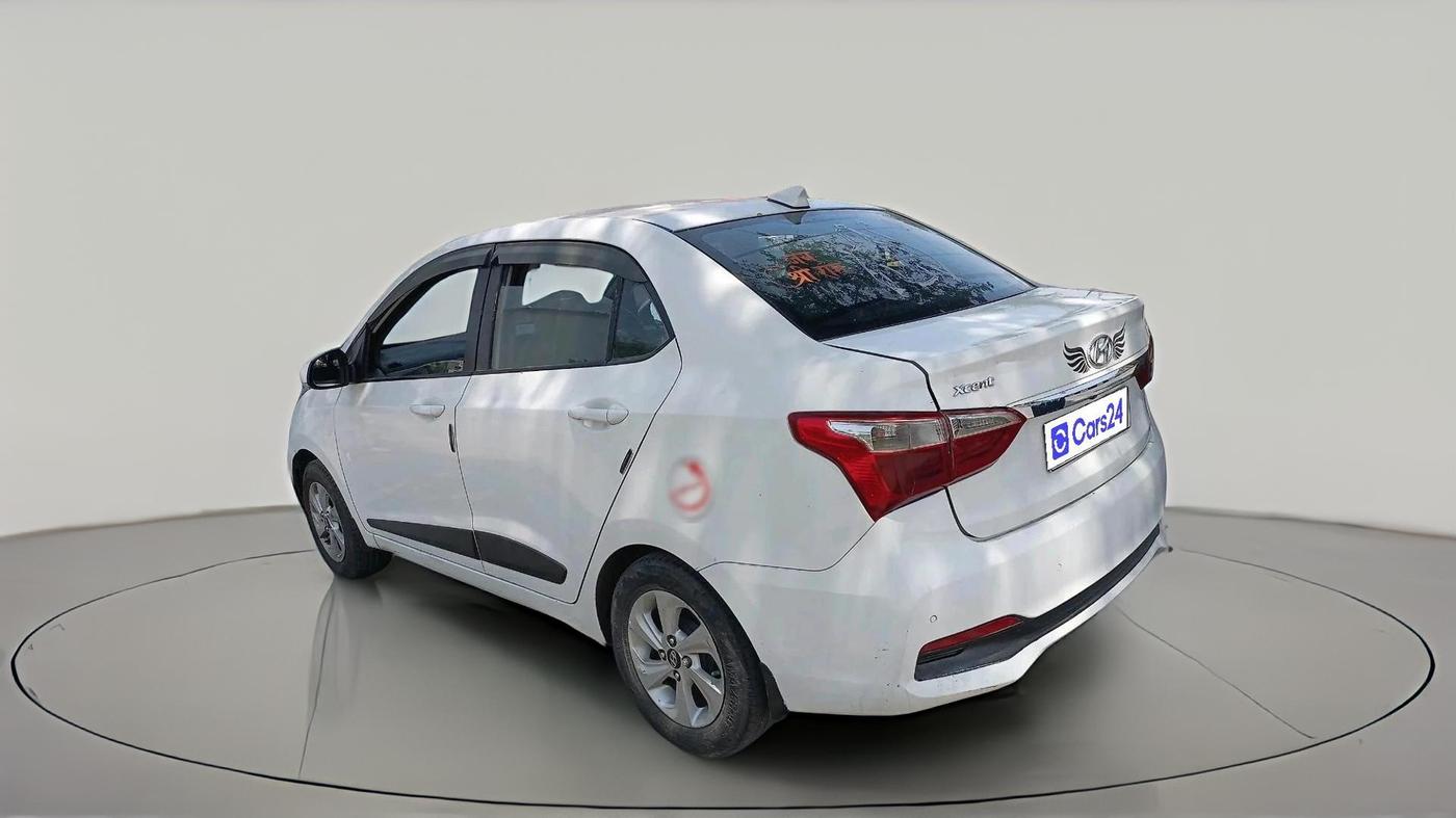 2017 Hyundai Xcent SX 1.2 CRDI, Diesel, Manual, 2,84,866 km, exterior