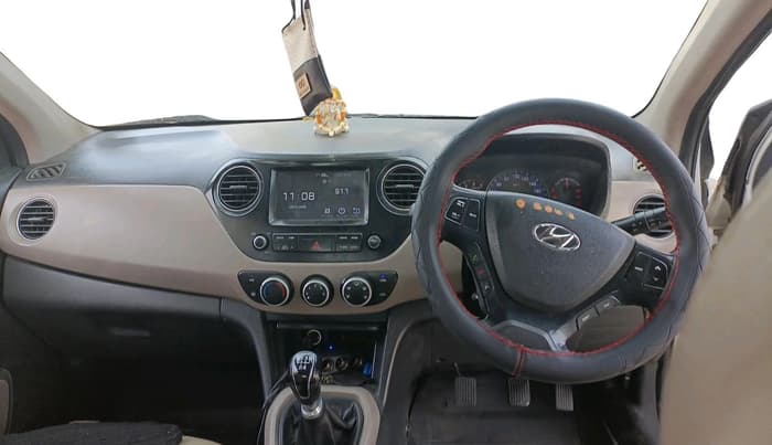 2017 Hyundai Xcent SX 1.2 CRDI, Diesel, Manual, 2,84,866 km, interior