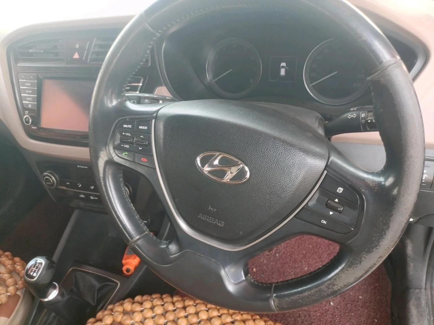 2015 Hyundai Elite i20 ASTA 1.2, Petrol, Manual, 74,388 km, interior