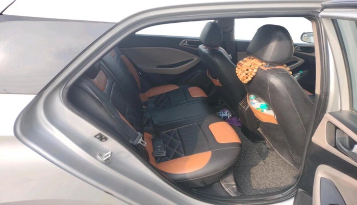 2016 Hyundai Elite i20 ASTA 1.2 (O), CNG, Manual, 98,000 km, interior