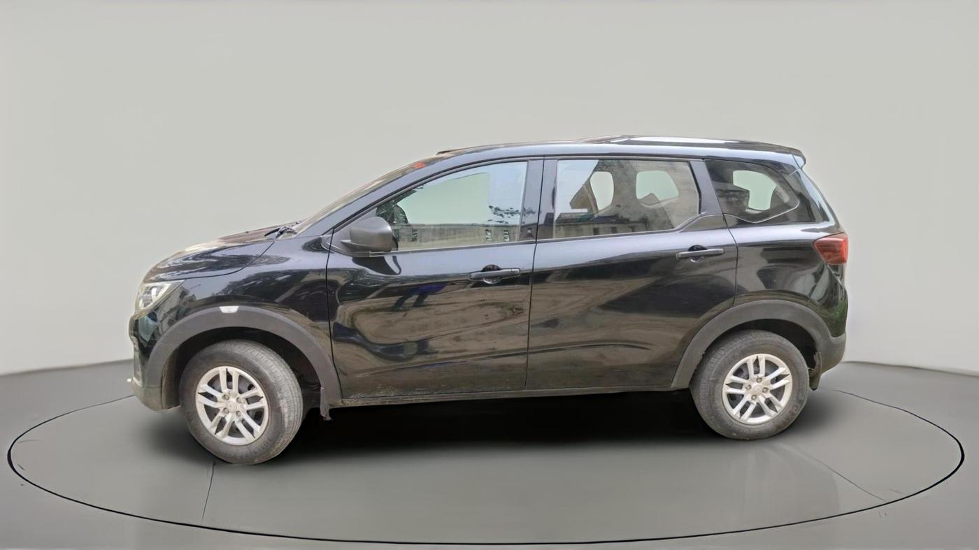 2024 Renault TRIBER RXL MT, Petrol, Manual, 23,703 km, exterior