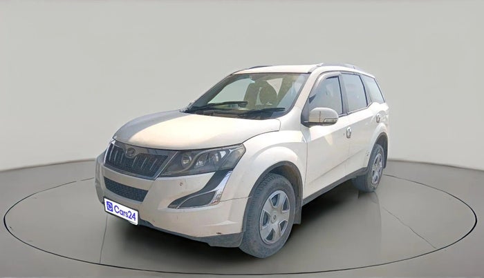 2018 Mahindra XUV500 W6, Diesel, Manual, 73,530 km, exterior