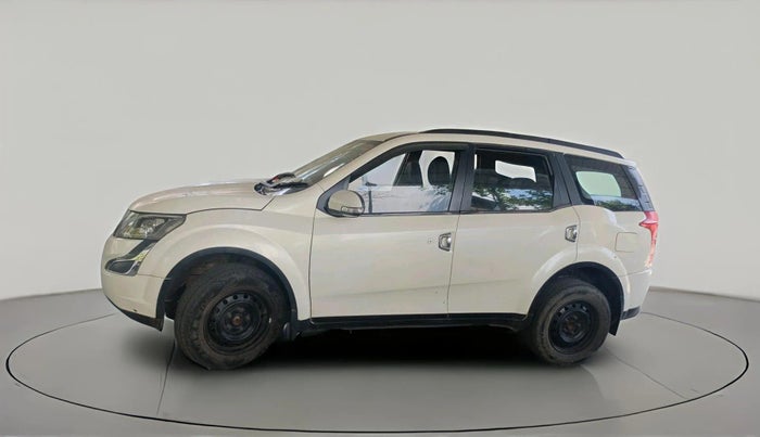 2018 Mahindra XUV500 W6, Diesel, Manual, 73,530 km, exterior