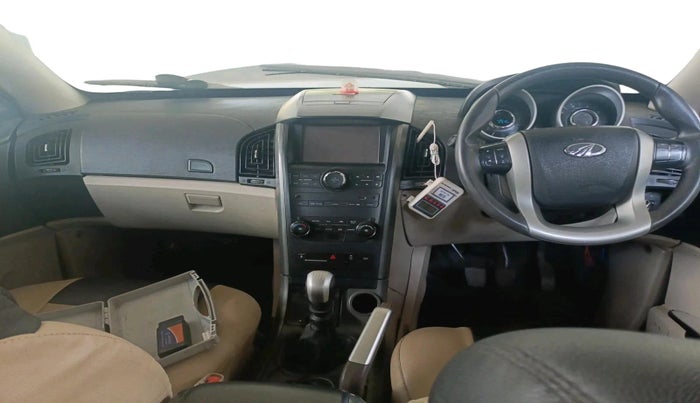 2018 Mahindra XUV500 W6, Diesel, Manual, 73,530 km, interior