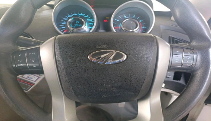 2018 Mahindra XUV500 W6, Diesel, Manual, 73,530 km, interior