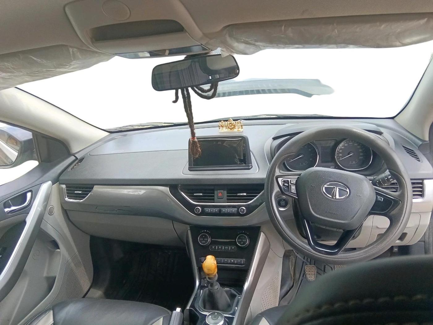 2018 Tata NEXON XZ PLUS PETROL, Petrol, Manual, 92,009 km, interior