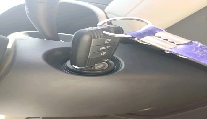2022 MG ASTOR SUPER 1.5 MT, Petrol, Manual, 28,095 km, interior