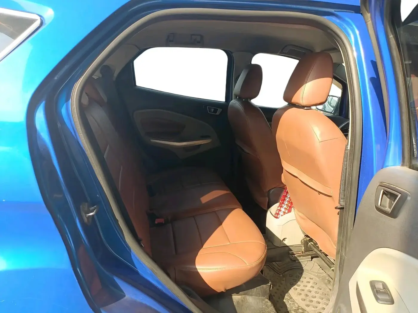 2014 Ford Ecosport TITANIUM 1.5L DIESEL, Diesel, Manual, 1,08,002 km, interior