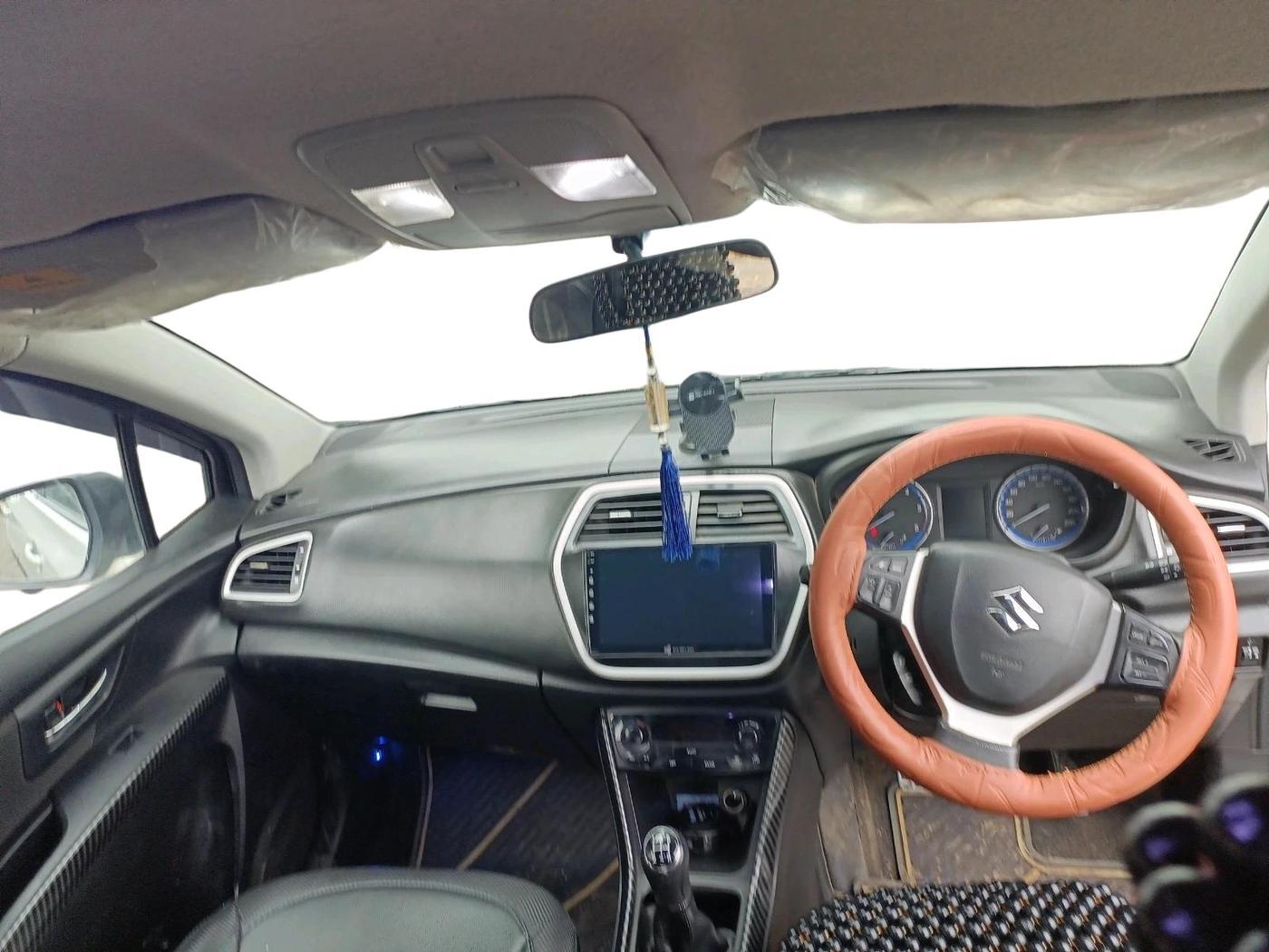 2016 Maruti S Cross ZETA 1.3, Diesel, Manual, 95,028 km, interior