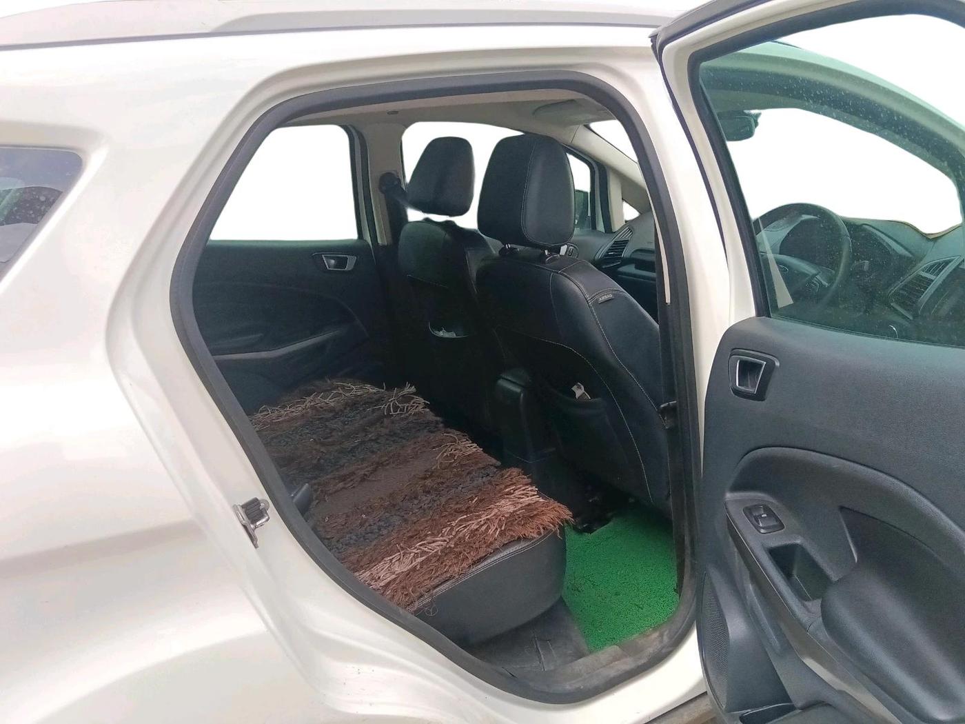 2019 Ford Ecosport TITANIUM + 1.5L DIESEL, Diesel, Manual, 2,26,939 km, interior