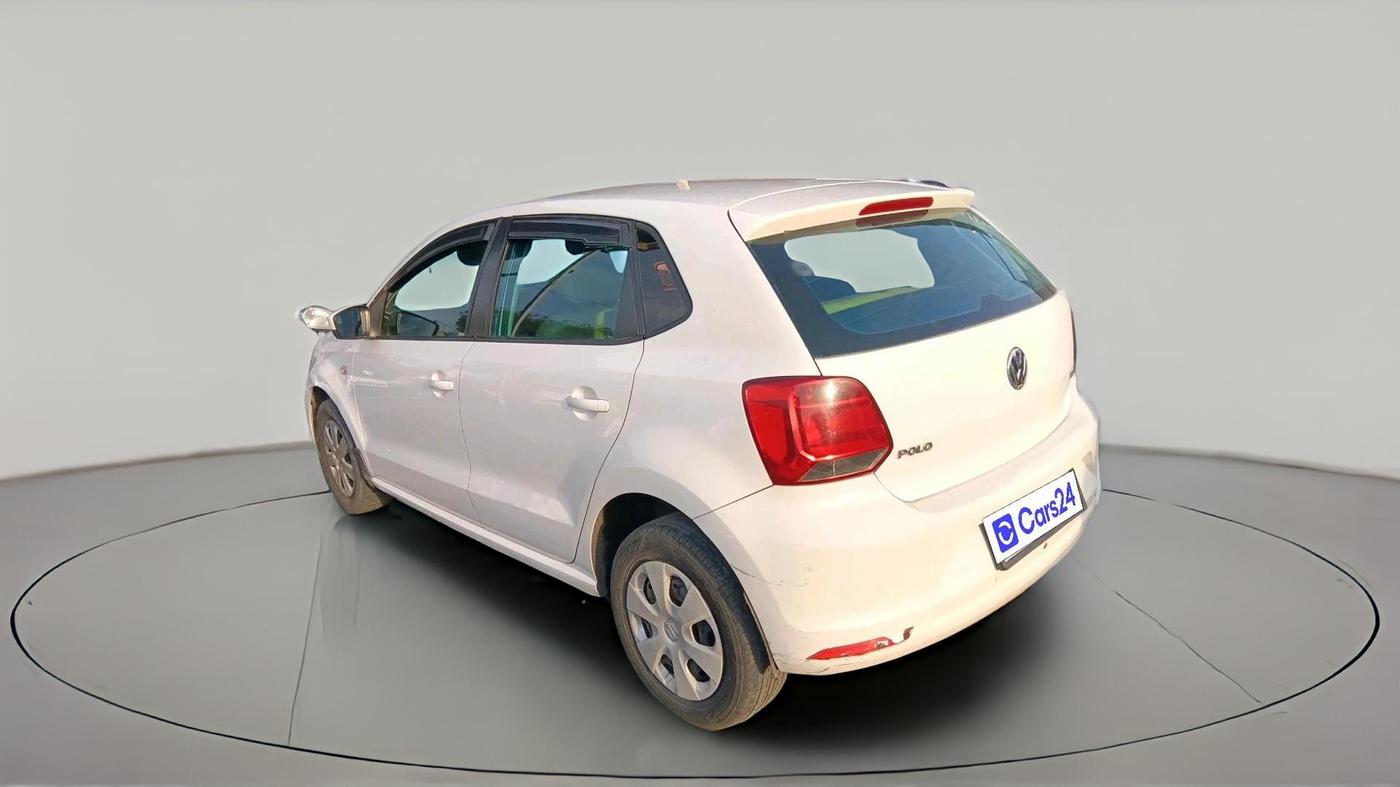 2015 Volkswagen Polo TRENDLINE 1.5L, Diesel, Manual, 2,45,835 km, exterior