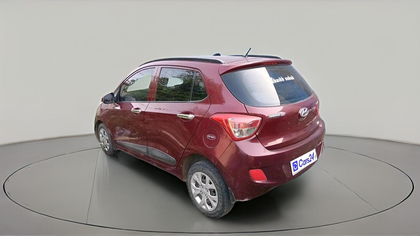 2016 Hyundai Grand i10 SPORTZ 1.2 KAPPA VTVT, Petrol, Manual, 1,06,355 km, exterior