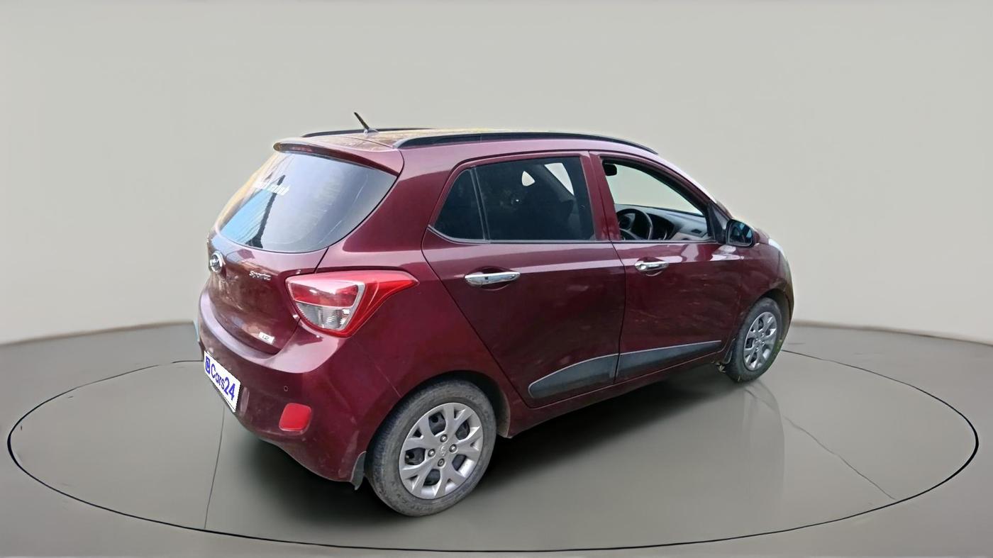 2016 Hyundai Grand i10 SPORTZ 1.2 KAPPA VTVT, Petrol, Manual, 1,06,355 km, exterior