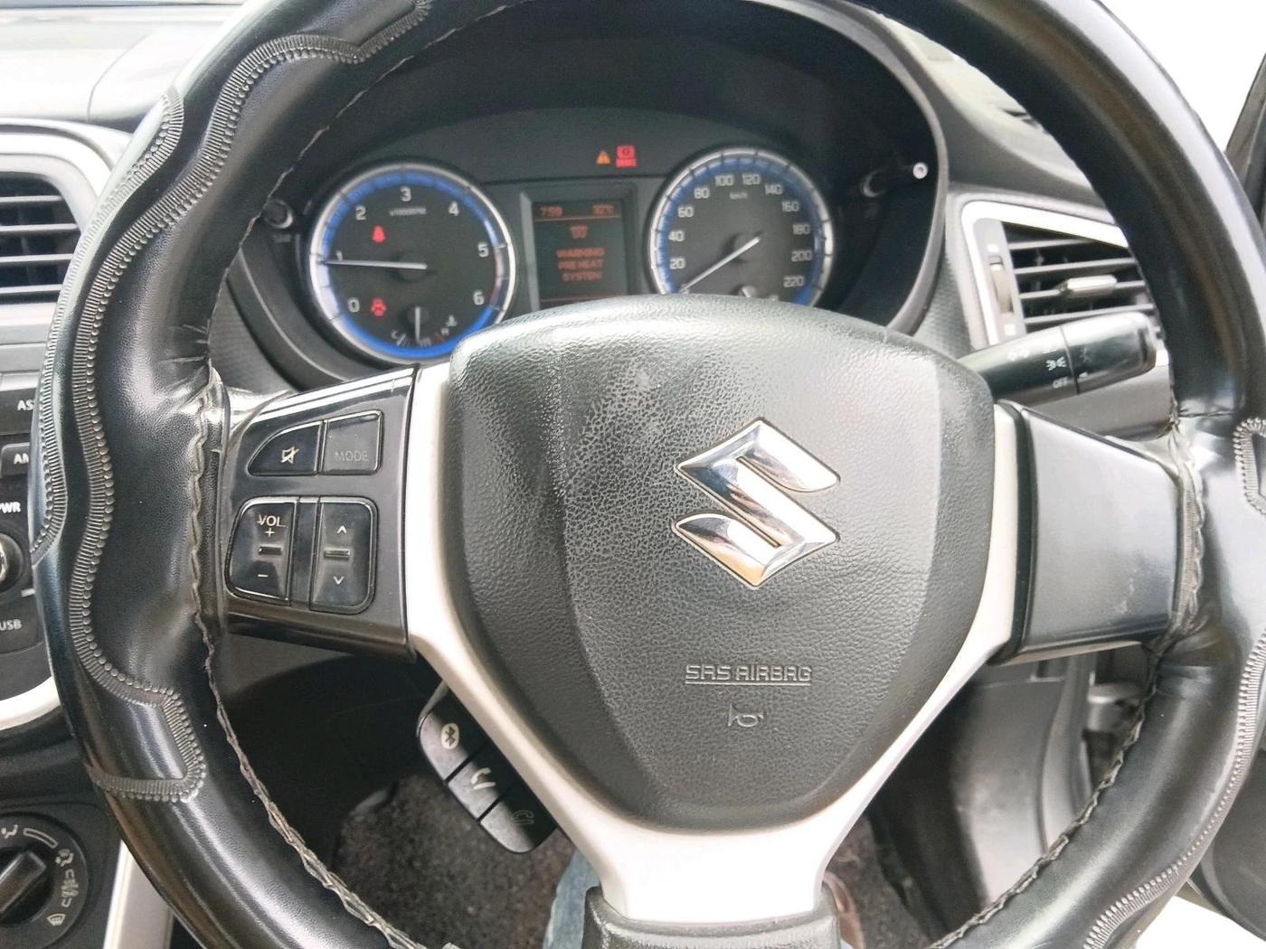 2015 Maruti S Cross DELTA 1.3, Diesel, Manual, 1,49,853 km, interior