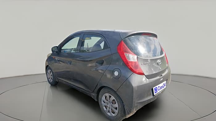 2015 Hyundai Eon MAGNA + LPG, Petrol, Manual, 1,31,857 km, exterior