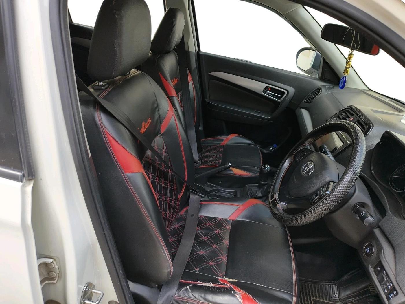2022 Toyota URBAN CRUISER HIGH GRADE MT, Petrol, Manual, 46,711 km, interior