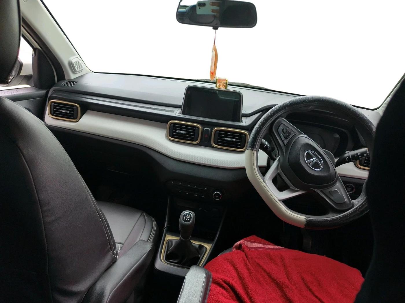 2023 Tata PUNCH ACCOMPLISHED MT CNG, CNG, Manual, 37,547 km, interior