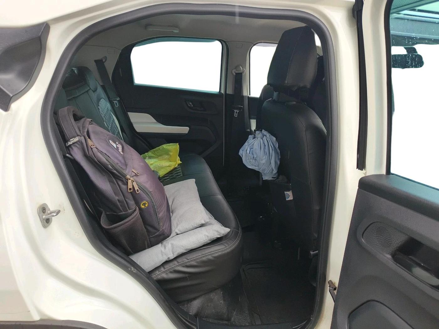 2023 Tata PUNCH ACCOMPLISHED MT CNG, CNG, Manual, 37,547 km, interior