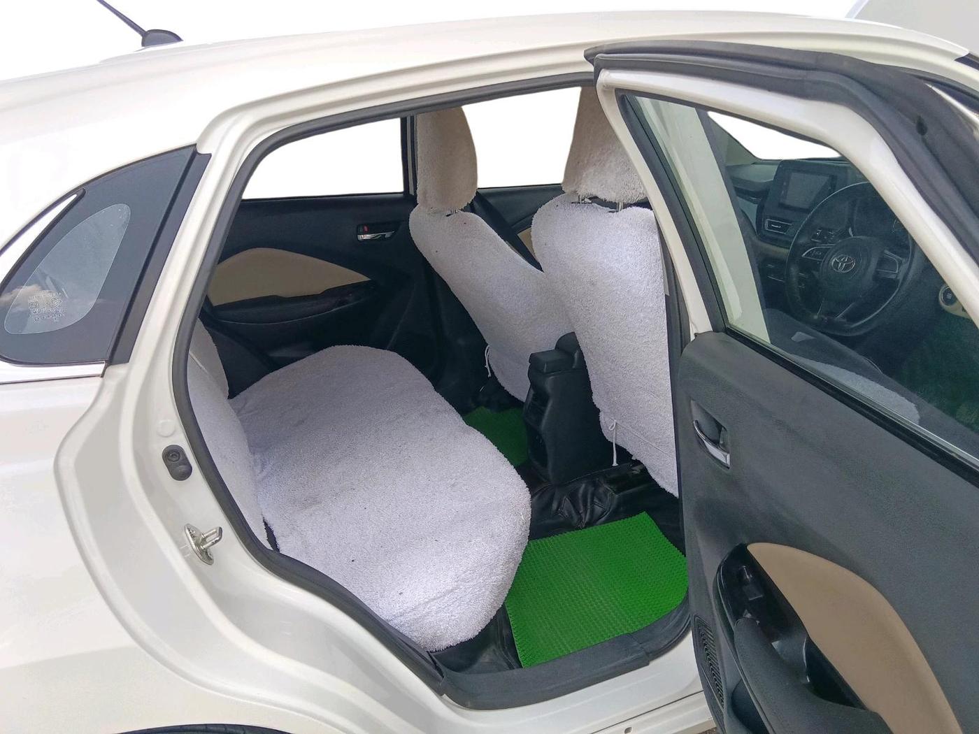 2024 Toyota Glanza G E-CNG, CNG, Manual, 43,500 km, interior