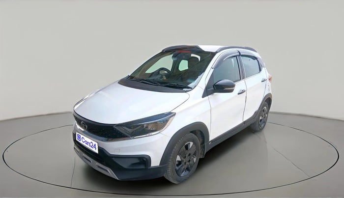 2025 Tata TIAGO NRG  NRG XZA CNG, CNG, Automatic, 15,452 km, exterior