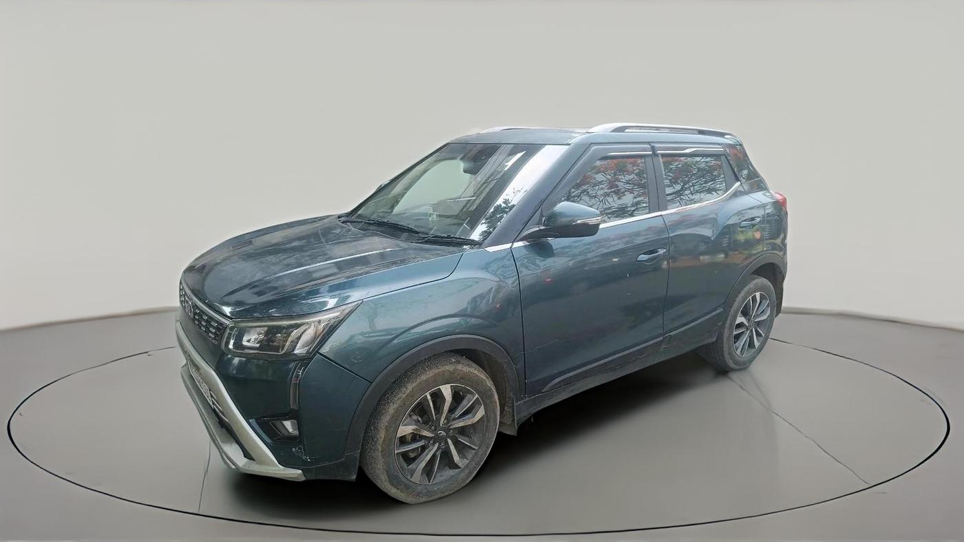 2019 Mahindra XUV300 W8 (O) 1.5 DIESEL, Diesel, Manual, 1,35,140 km, exterior