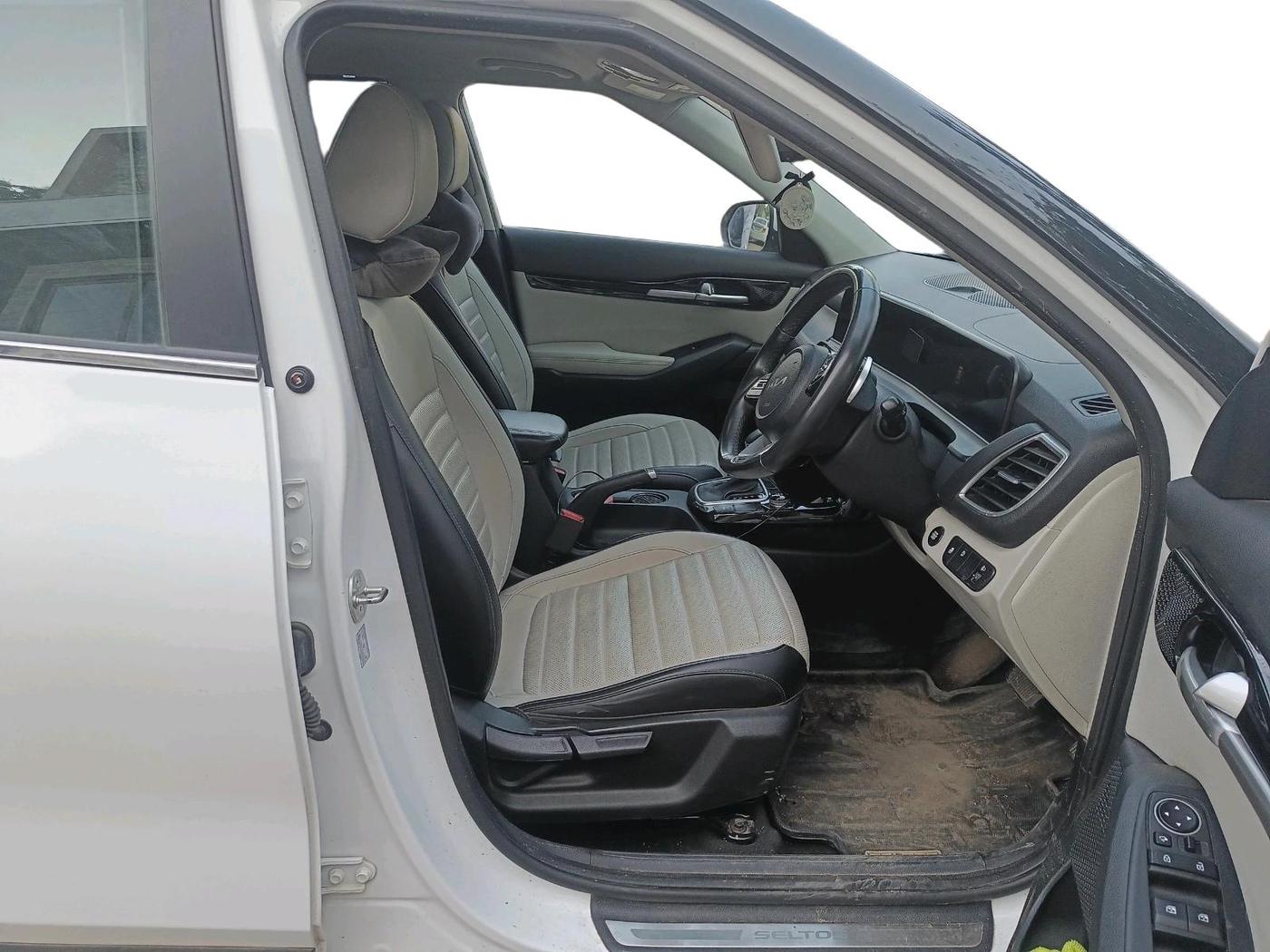2023 KIA SELTOS HTX IVT, Petrol, Automatic, 43,388 km, interior