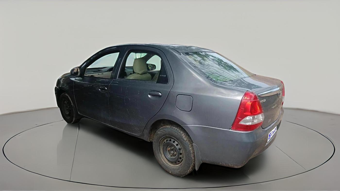 2015 Toyota Etios GD, Diesel, Manual, 2,70,298 km, exterior
