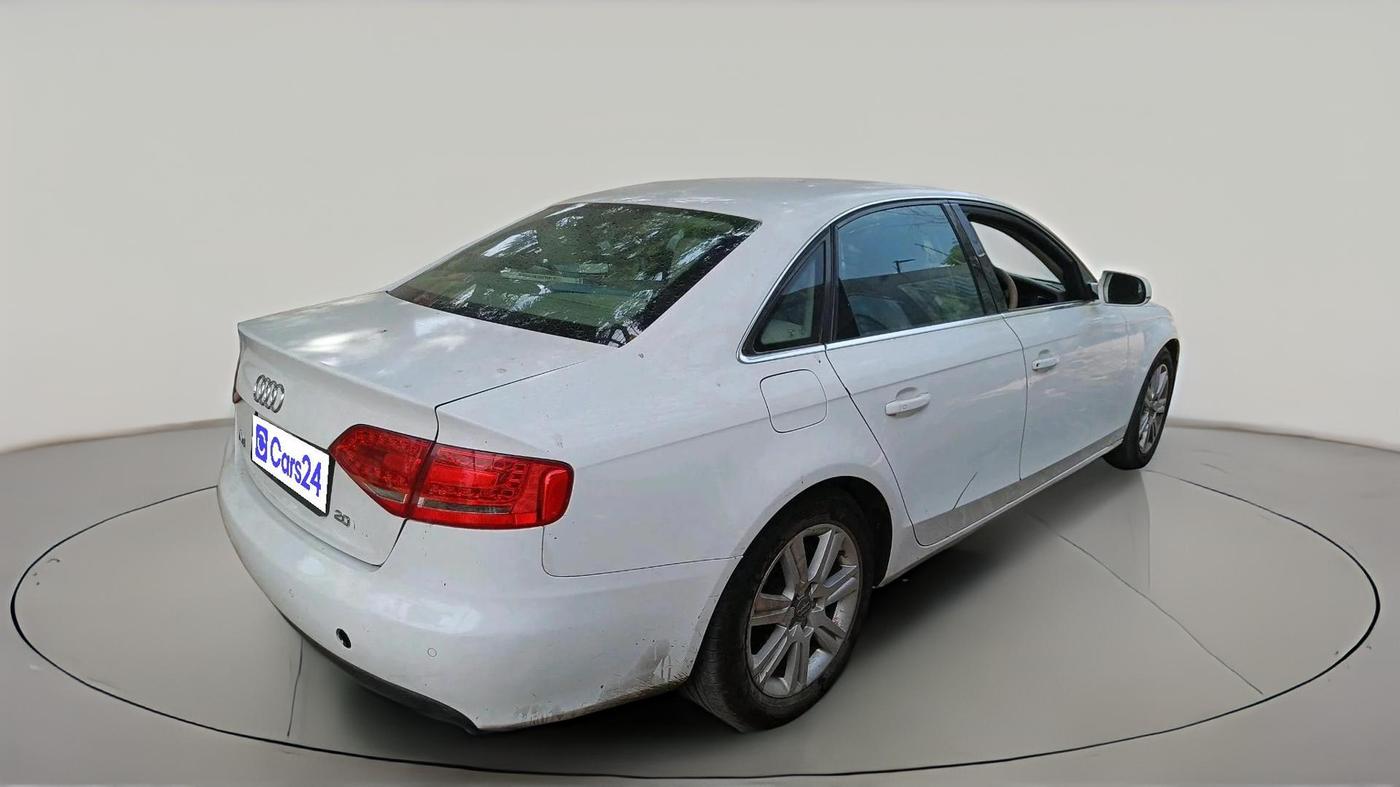 2011 Audi A4 2.0 TDI, Diesel, Automatic, 1,46,283 km, exterior