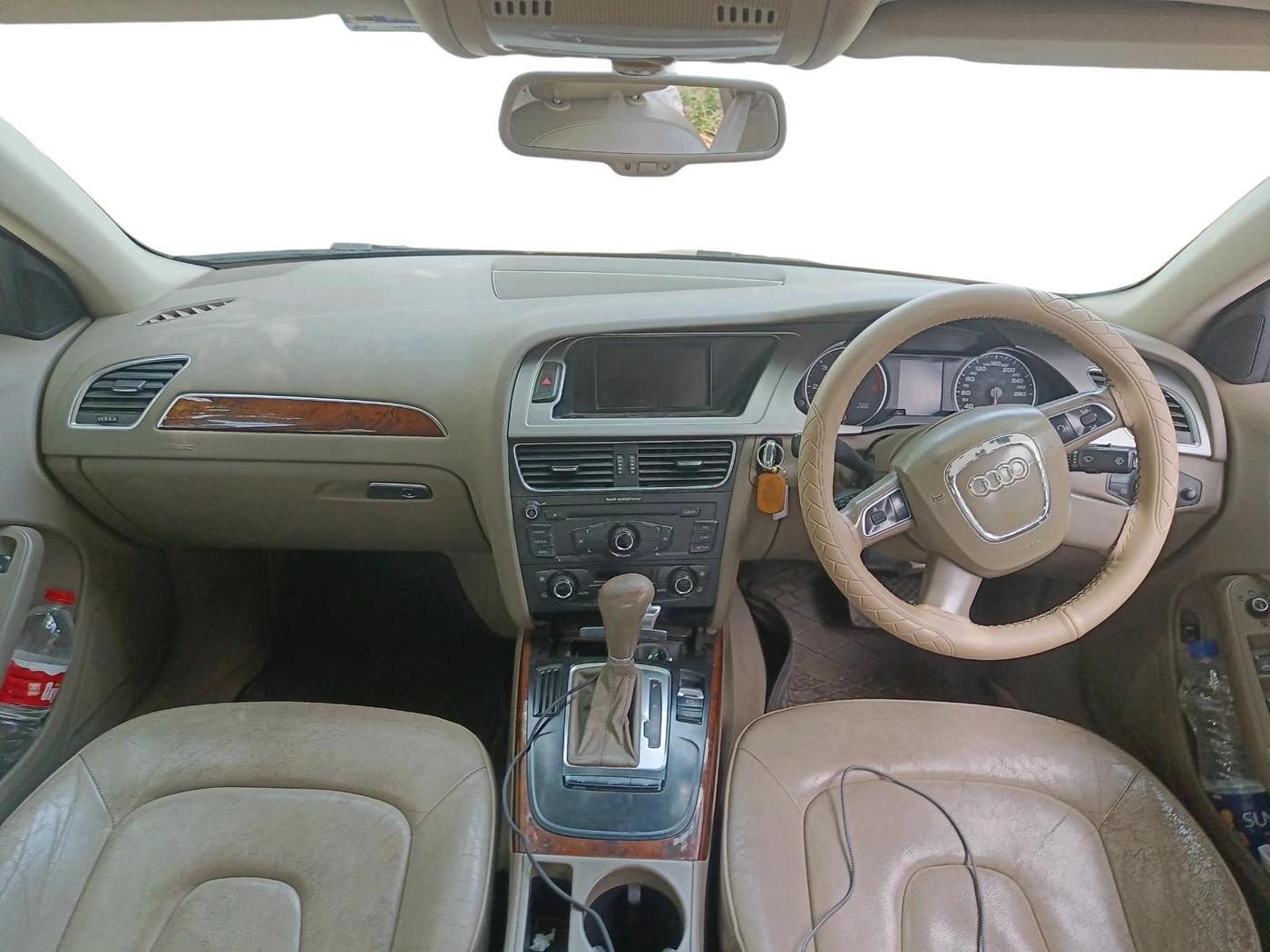 2011 Audi A4 2.0 TDI, Diesel, Automatic, 1,46,283 km, interior