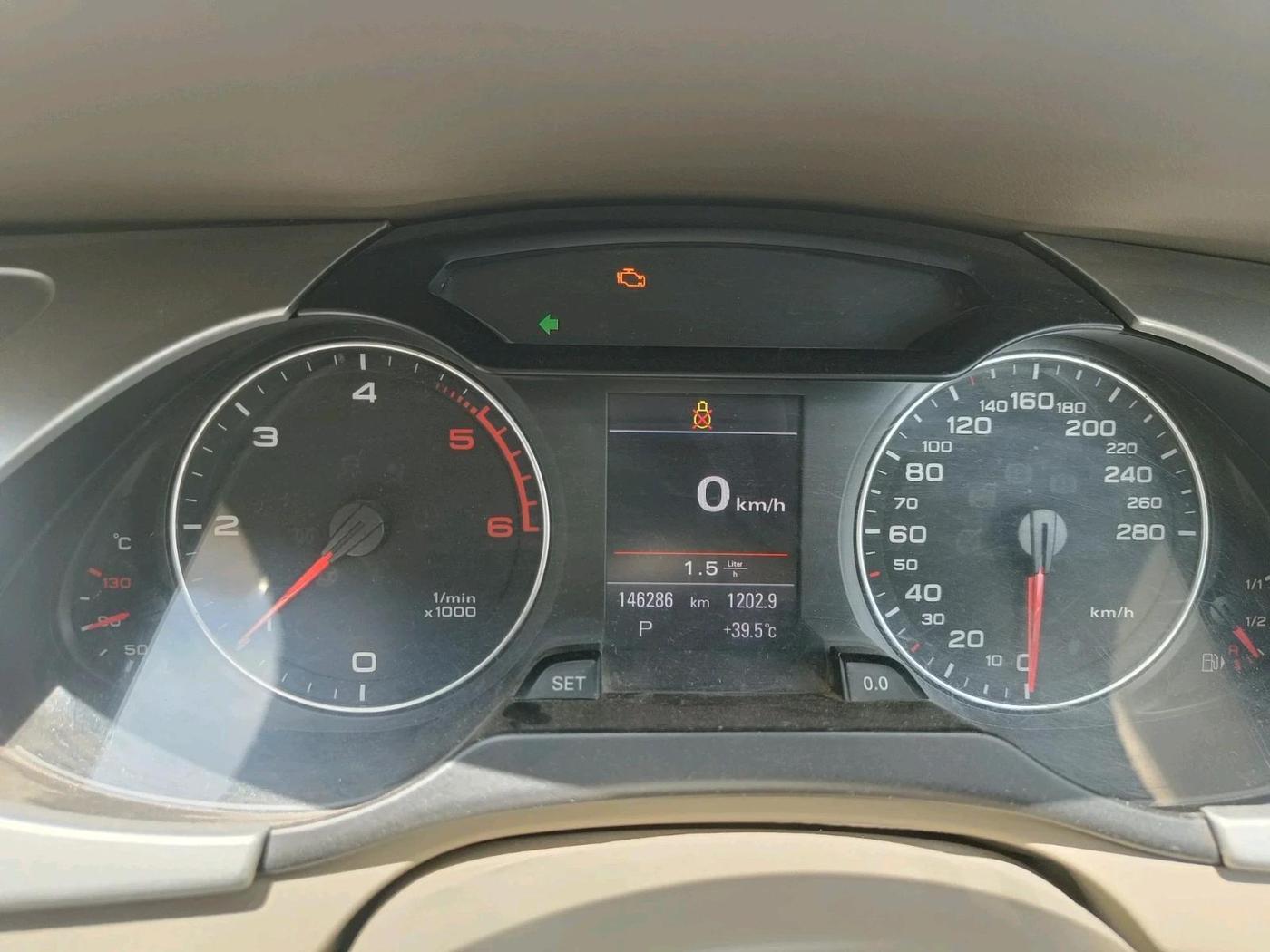 2011 Audi A4 2.0 TDI, Diesel, Automatic, 1,46,283 km, interior