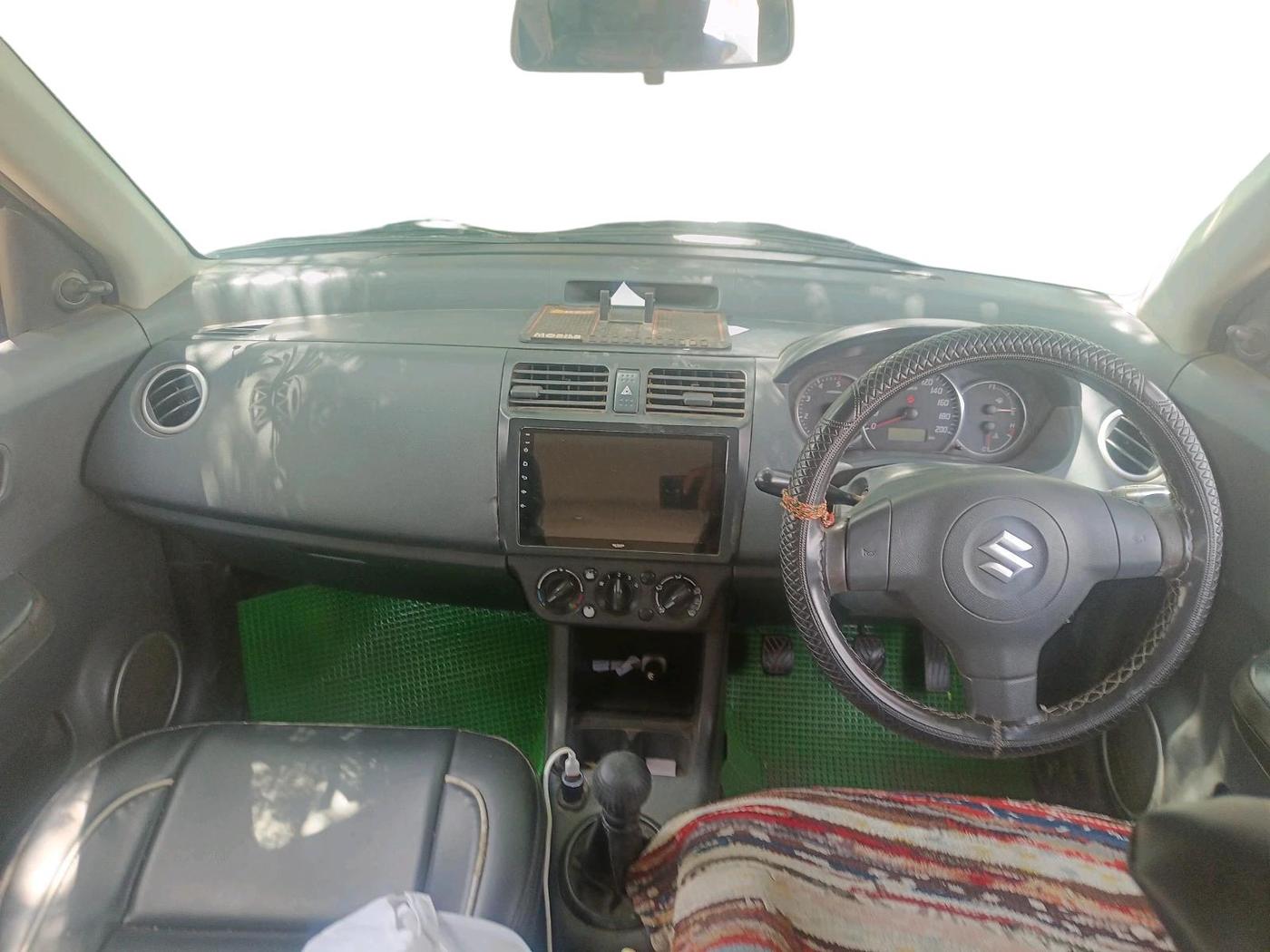 2010 Maruti Swift VDI, Diesel, Manual, 2,41,390 km, interior