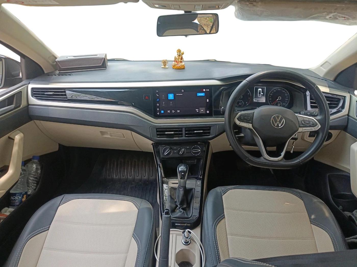 2024 Volkswagen VIRTUS HIGHLINE TSI 1.0 AT, Petrol, Automatic, 25,000 km, interior