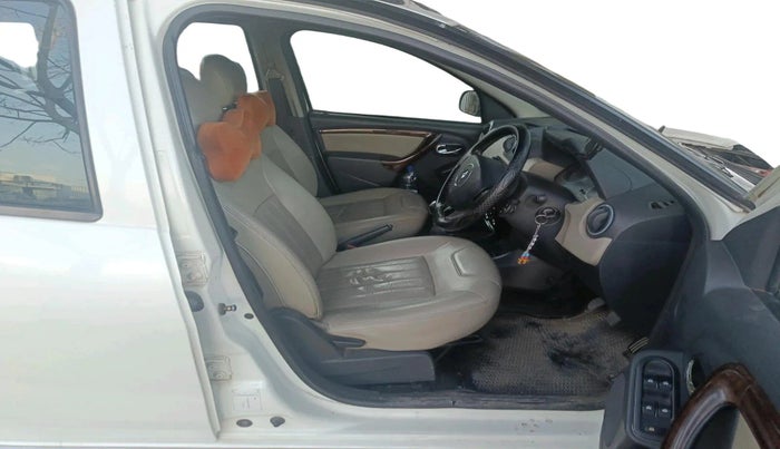 2013 Renault Duster 110 PS RXL DIESEL, Diesel, Manual, 1,99,540 km, interior