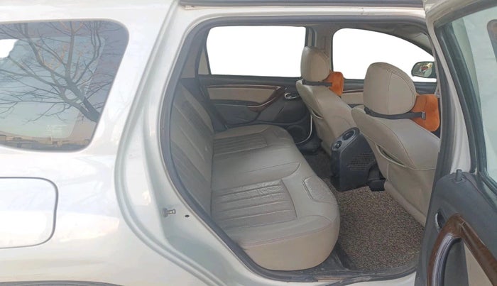 2013 Renault Duster 110 PS RXL DIESEL, Diesel, Manual, 1,99,540 km, interior