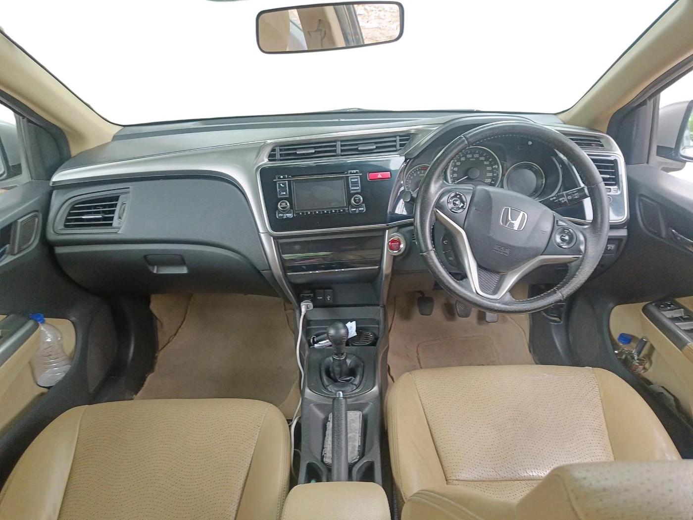 2014 Honda City 1.5L I-VTEC VX, Petrol, Manual, 1,02,832 km, interior