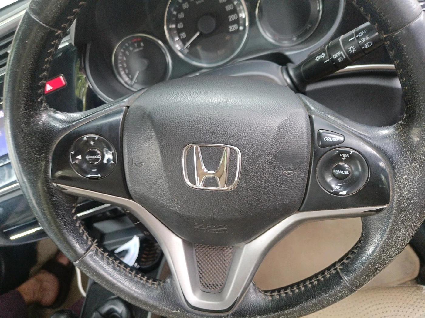 2014 Honda City 1.5L I-VTEC VX, Petrol, Manual, 1,02,832 km, interior