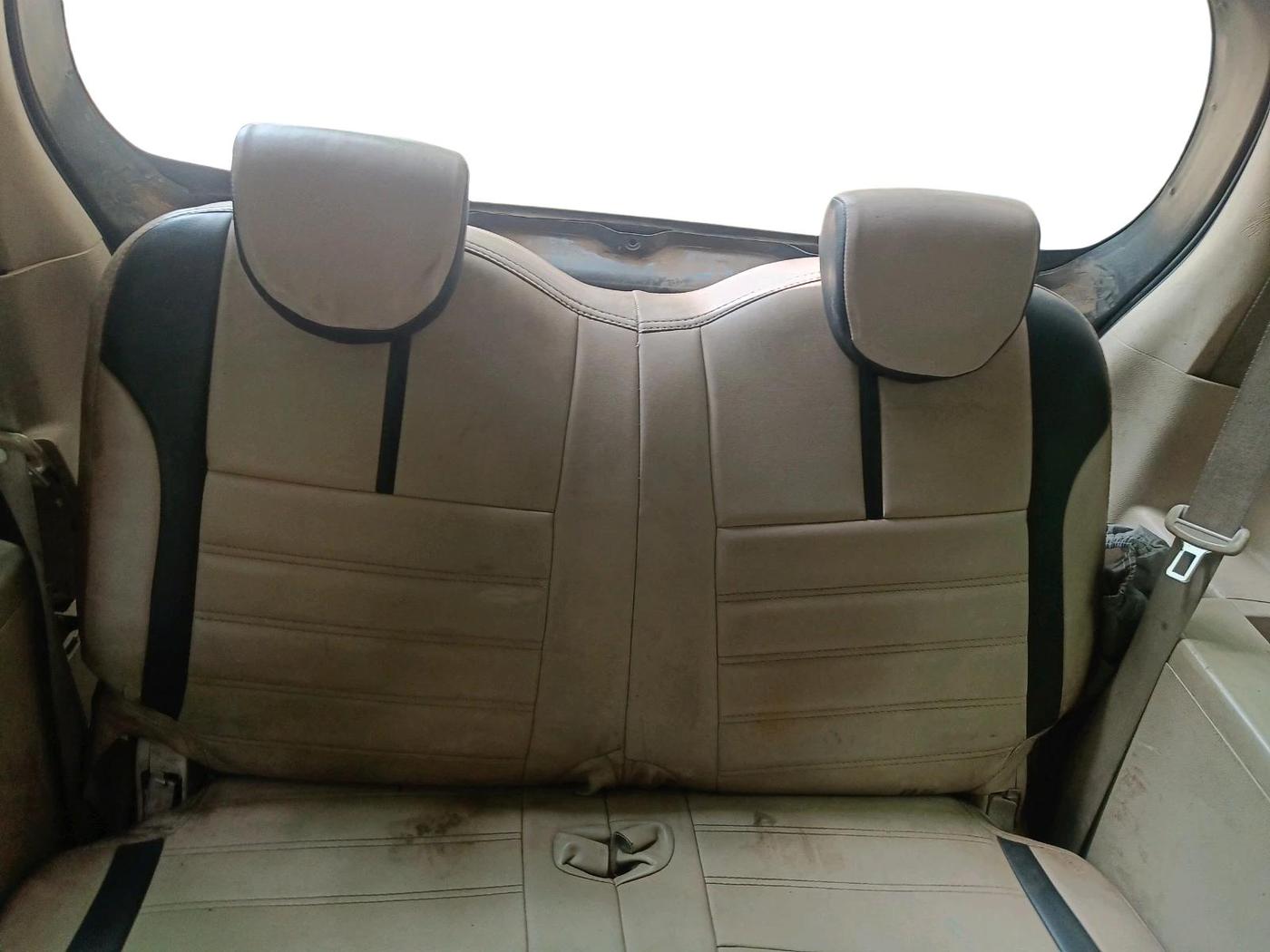 2014 Maruti Ertiga VDI, Diesel, Manual, 3,25,462 km, interior