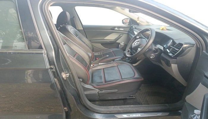 2021 Skoda KUSHAQ STYLE 1.5L TSI DSG (6 AIRBAGS), Petrol, Automatic, 55,117 km, interior