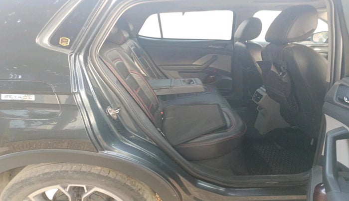 2021 Skoda KUSHAQ STYLE 1.5L TSI DSG (6 AIRBAGS), Petrol, Automatic, 55,117 km, interior