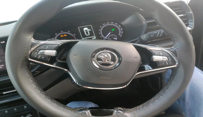 2021 Skoda KUSHAQ STYLE 1.5L TSI DSG (6 AIRBAGS), Petrol, Automatic, 55,117 km, interior