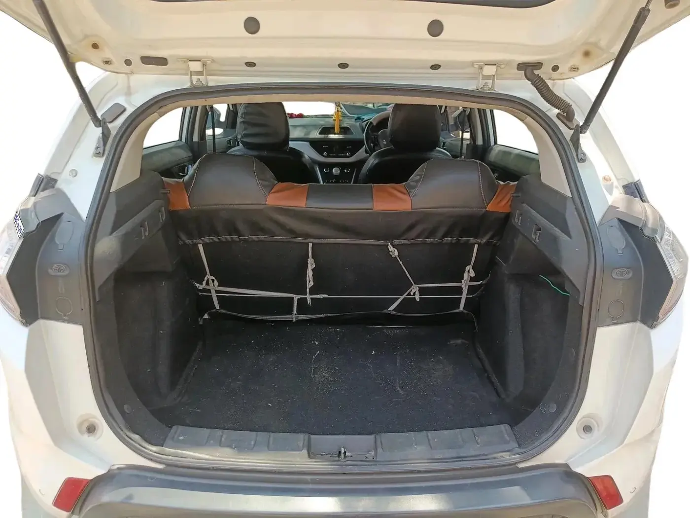 2018 Tata NEXON XM DIESEL, Diesel, Manual, 1,29,656 km, exterior
