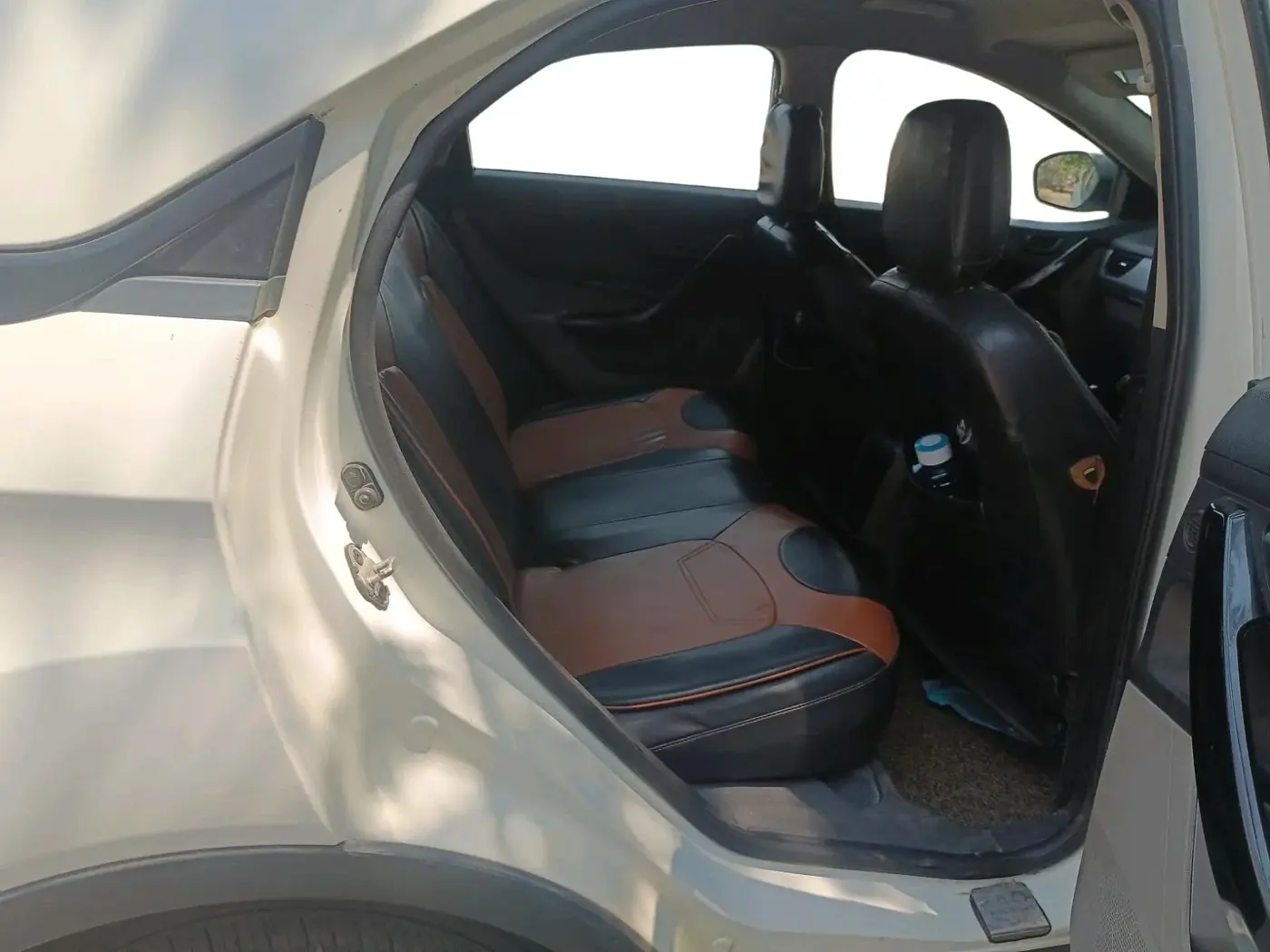 2018 Tata NEXON XM DIESEL, Diesel, Manual, 1,29,656 km, interior