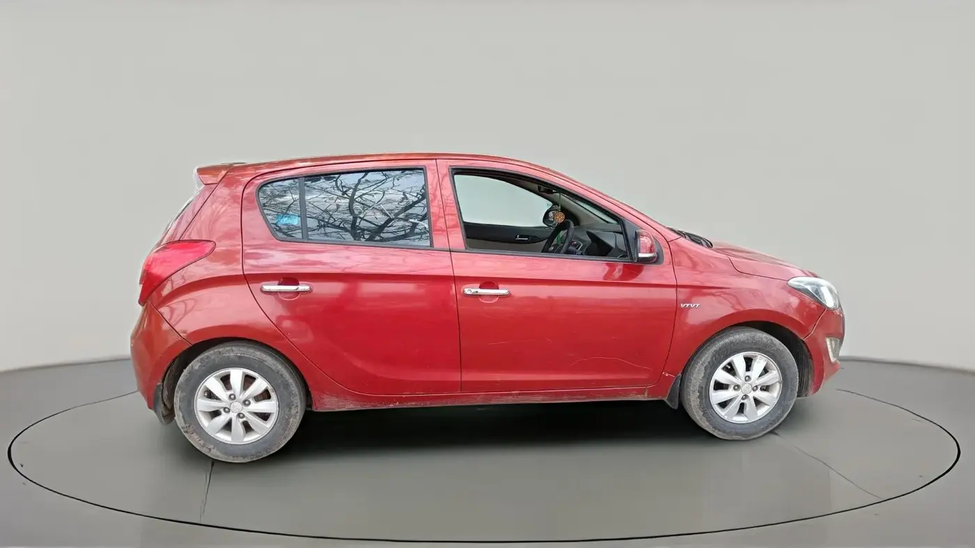 2014 Hyundai Elite i20 ASTA 1.2, CNG, Manual, 1,08,955 km, exterior