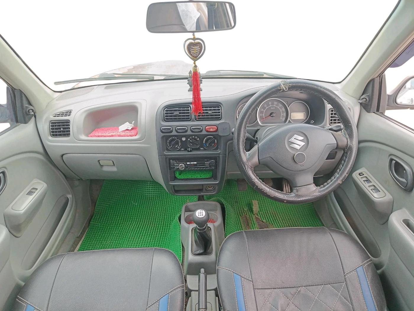 2011 Maruti Alto K10 VXI, Petrol, Manual, 1,43,988 km, interior