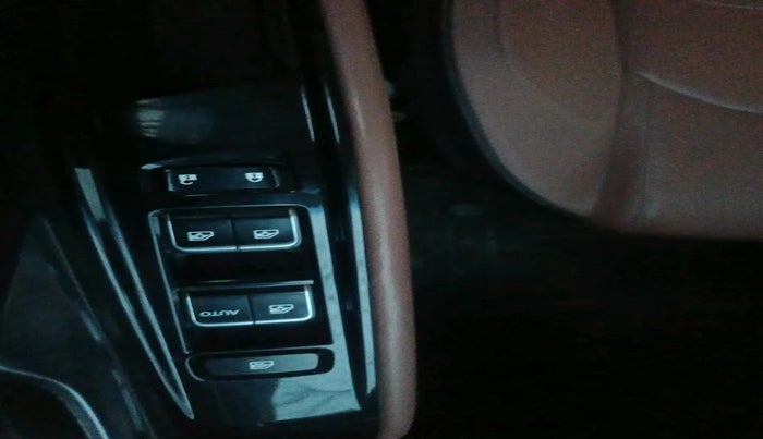 2023 MG HECTOR PLUS SHARP PRO 2.0 TURBO DIESEL 6 STR, Diesel, Manual, 91,448 km, interior