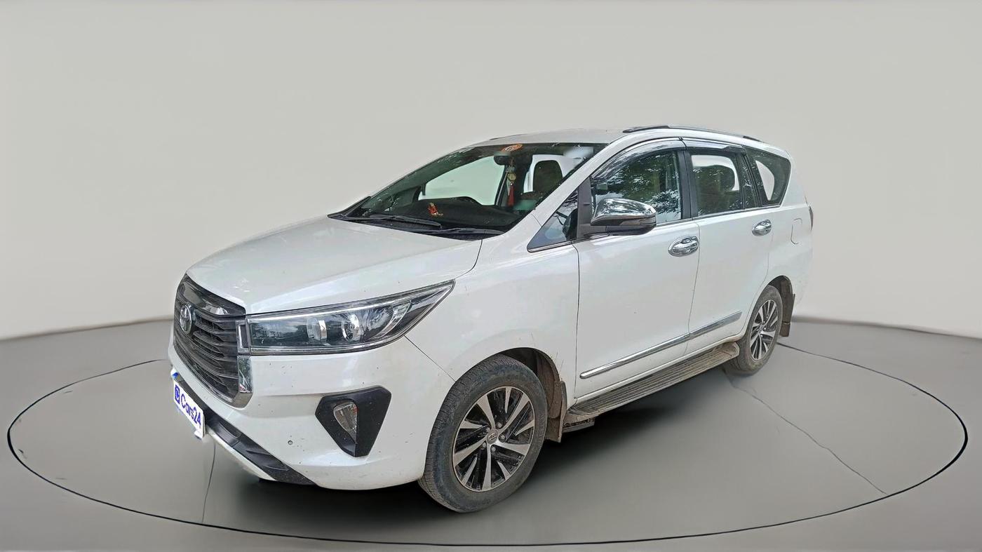 2022 Toyota Innova Crysta 2.4 ZX 7 STR, Diesel, Manual, 1,89,122 km, exterior