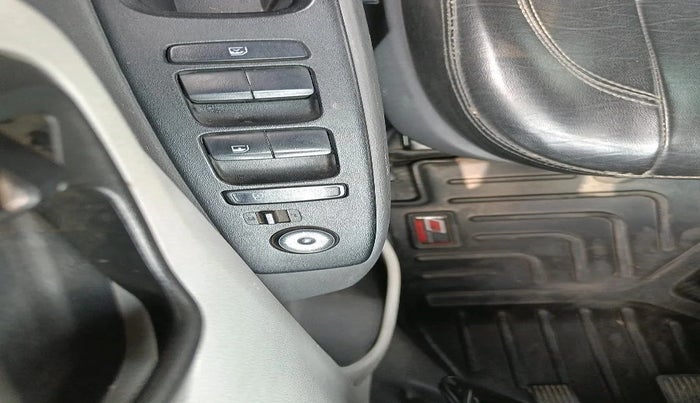 2022 Hyundai GRAND I10 NIOS MAGNA 1.2 KAPPA VTVT CNG, CNG, Manual, 45,634 km, interior