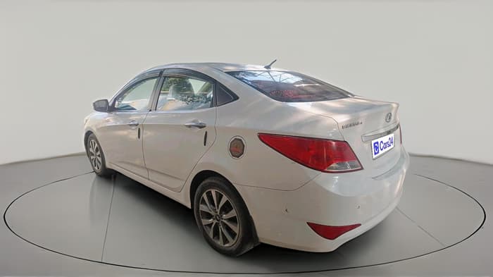 2015 Hyundai Verna FLUIDIC 1.6 CRDI S 4S, Diesel, Manual, 1,39,908 km, exterior