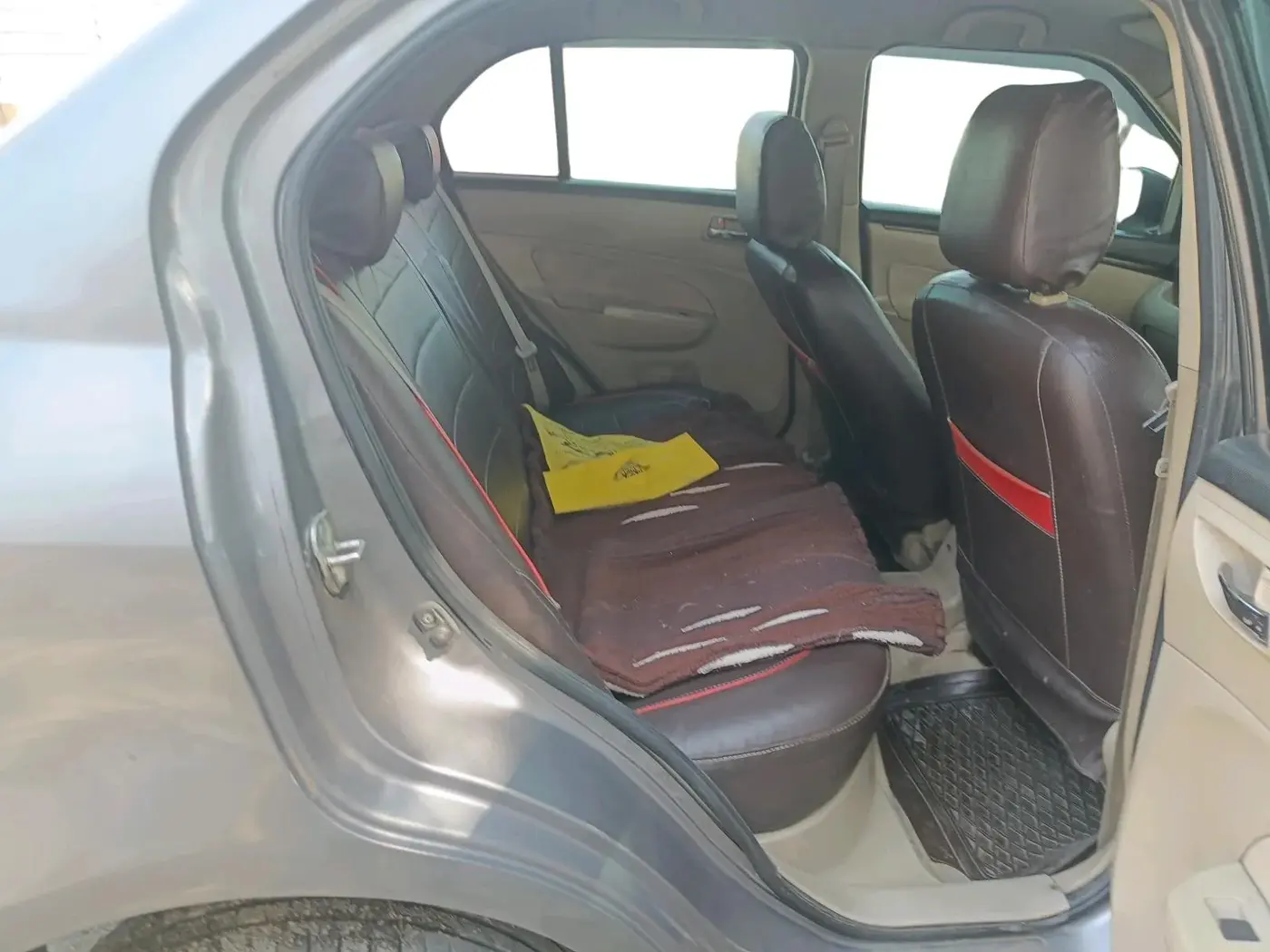 2014 Maruti Swift Dzire VDI, Diesel, Manual, 1,37,124 km, interior